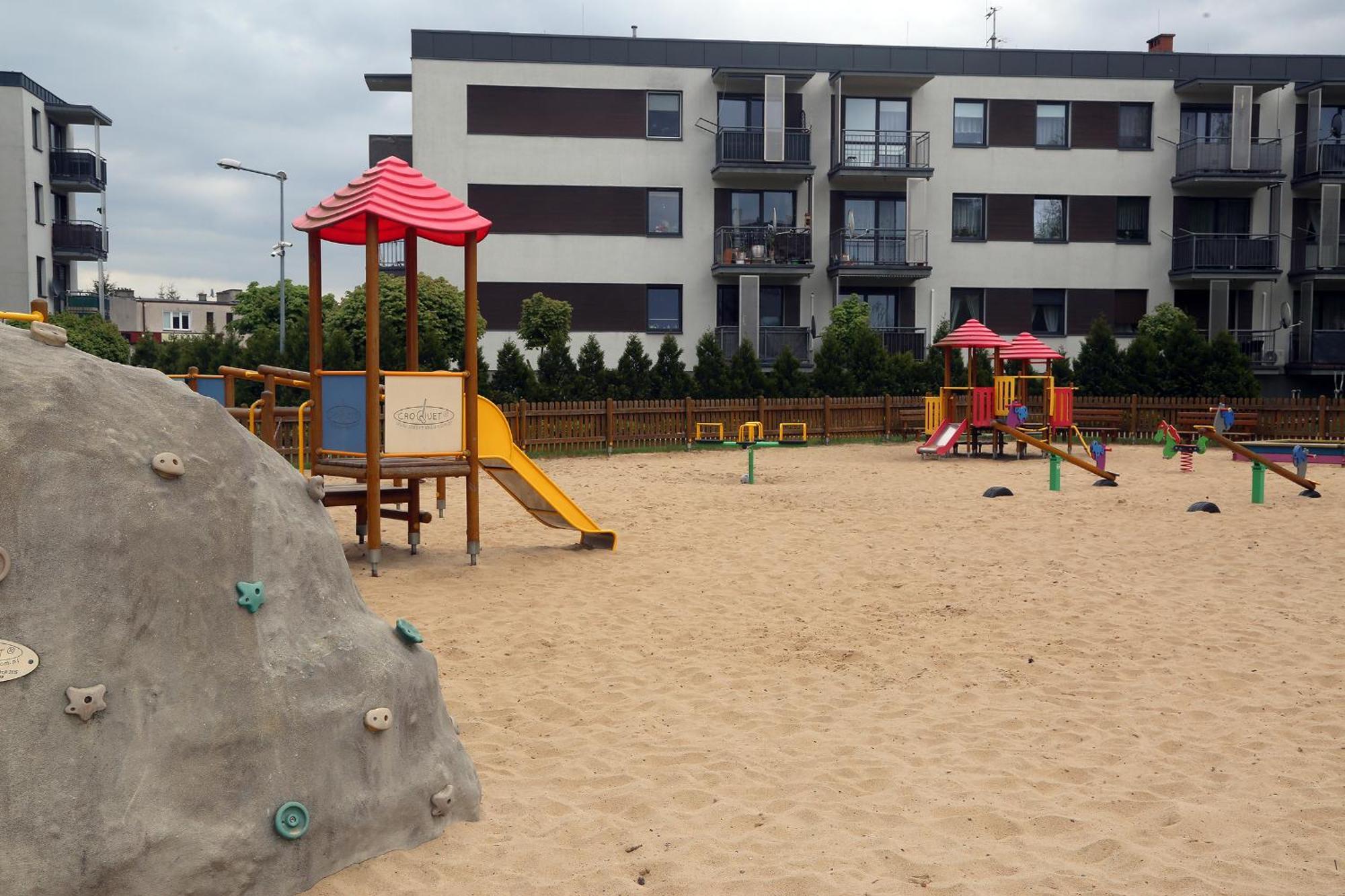 Apartamenty Uniejow "Prywatne Kapiele Termalne" 外观 照片