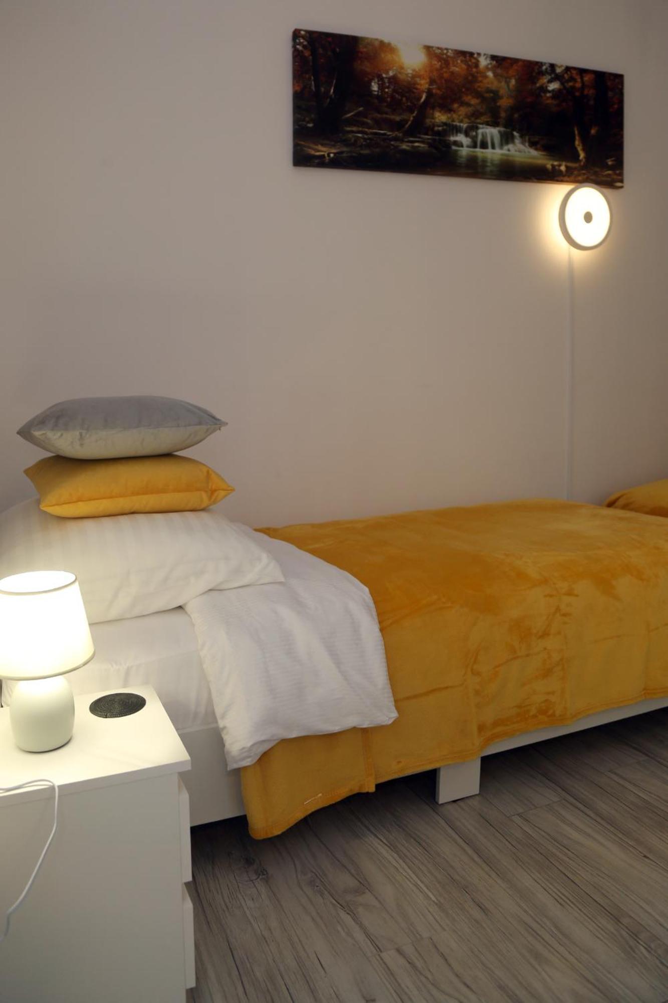Apartamenty Uniejow "Prywatne Kapiele Termalne" 外观 照片